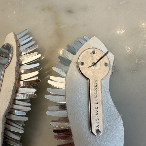 NWOT Mignonne Gavigan large Madeline Earring Seafoam Green and Silver - Picture 3 of 5